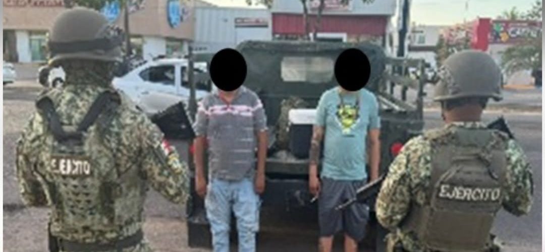 En Culiacán, el Grupo Interinstitucional detiene a dos personas y asegura un vehículo con dosis de droga en su interior