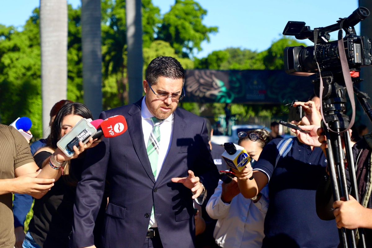 El secretario de Salud, Dr. Cuitláhuac González Galindo informó que la bebé de 8 meses de edad que resultó intoxicada por gas lacrimógeno el pasado sábado 21 de septiembre en el sector Tres Ríos en Culiacán, ya fue dada de alta.