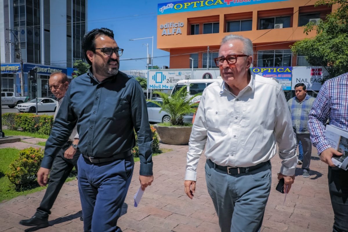 Inician Rocha y el alcalde de Culiacán programa de pavimentación de 35 calles