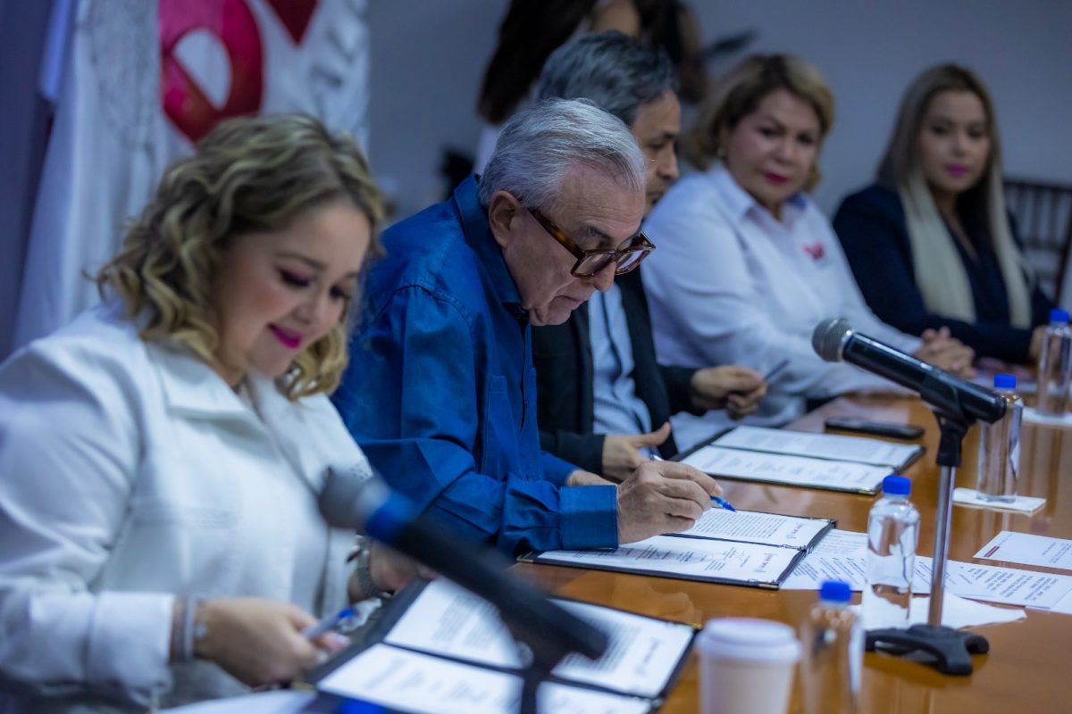 Celebran convenio para la campaña “Septiembre, Mes del Testamento”