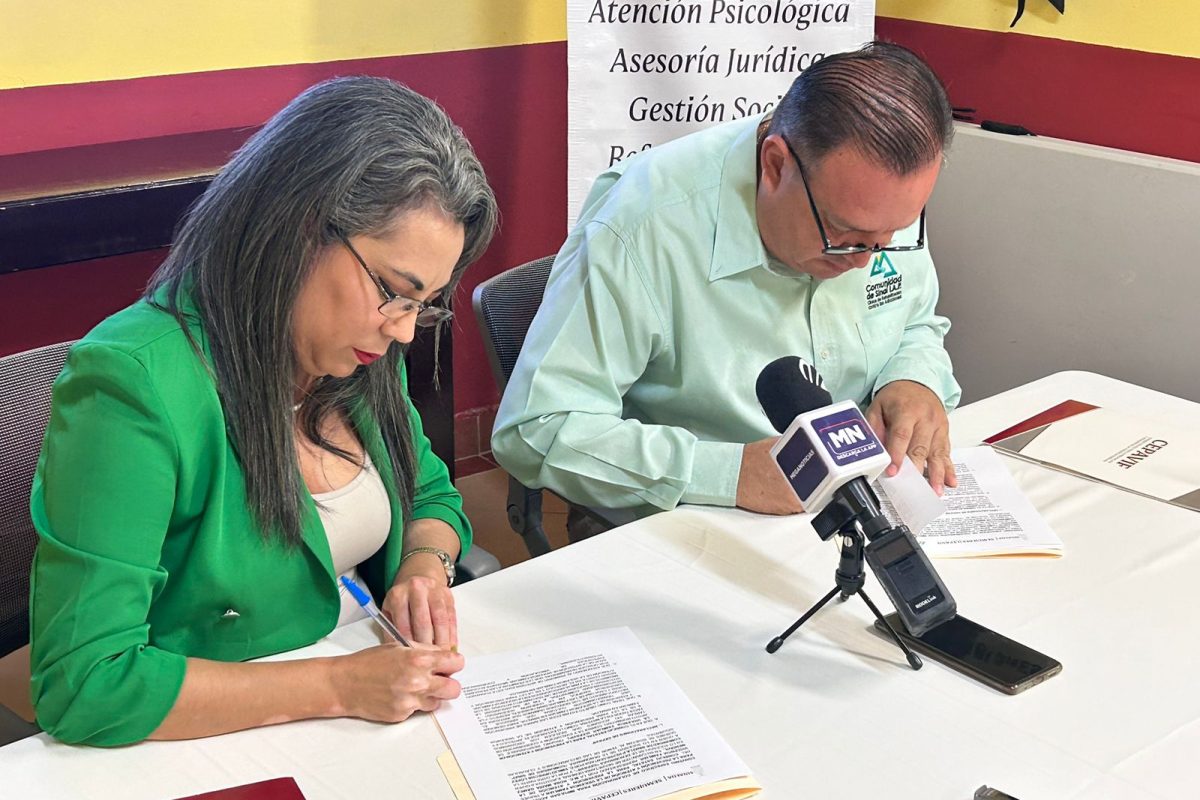 Firma convenio de colaboración CEPAVIF con Comunidad de Sinaí. I.A.P.