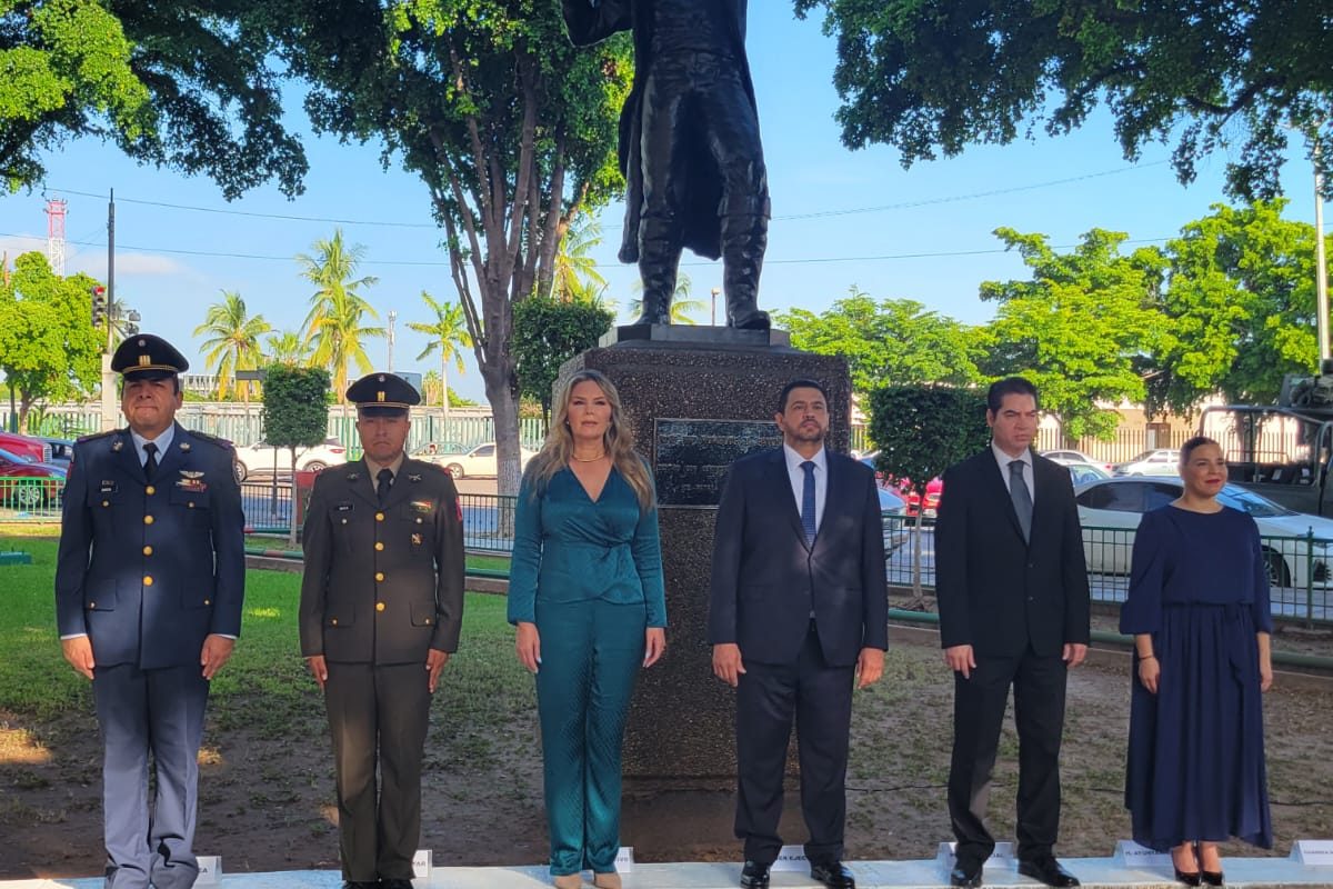 Encabeza Secretario de Agricultura aniversario del natalicio de José María Morelos y Pavón