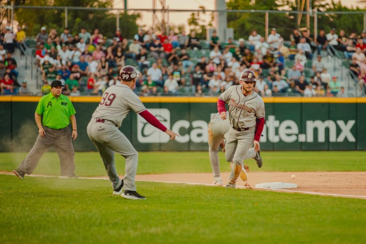 CULMINA CON ÉXITO EL CUADRANGULAR DEL BIENESTAR DE DIF SINALOA,EN GUASAVE Y LOS MOCHIS MILES DE AFICIONADOS DISFRUTAN DEL BÉISBOL EN FAMILIA