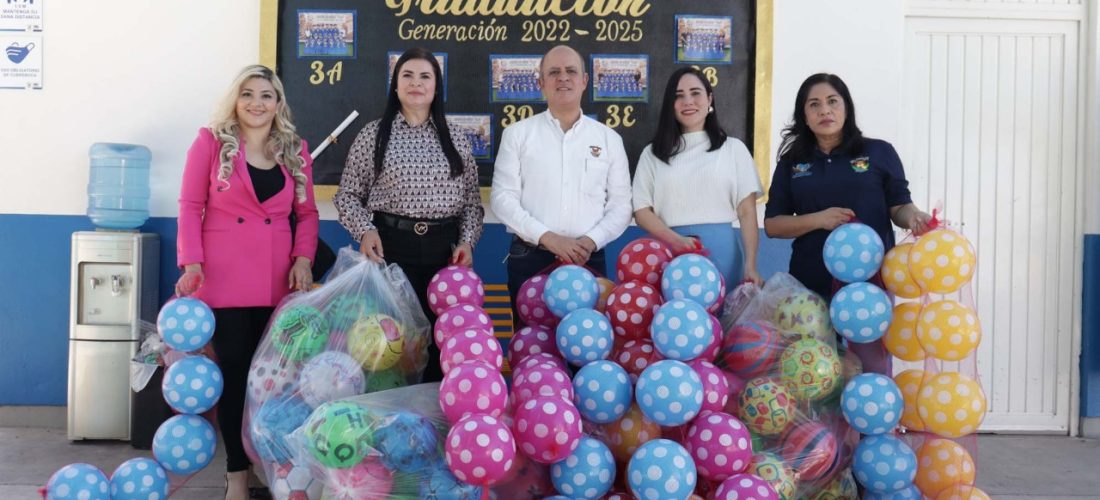 Se gradúan estudiantes del Programa de Inglés para Niños Pequeños (PET) del Centro de Idiomas de la UAS