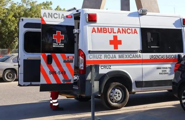 Muere motociclista de 60 años tras chocar contra camioneta del Ayuntamiento de Culiacán