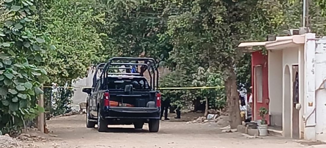 Ejecutan a hombre dentro de vivienda en la colonia Las Cucas