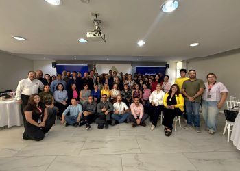 Tardes de Café estrena presidente en CANACO Culiacán