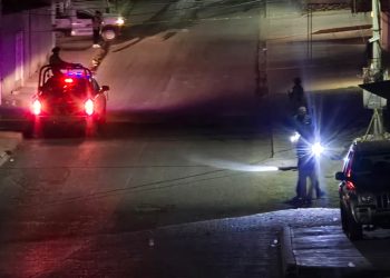 Encuentran a hombre asesinado y atado en canal de Culiacán