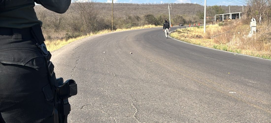 Identifican como Antonio, de 30 años, a motociclista asesinado en la carretera a Tepuche