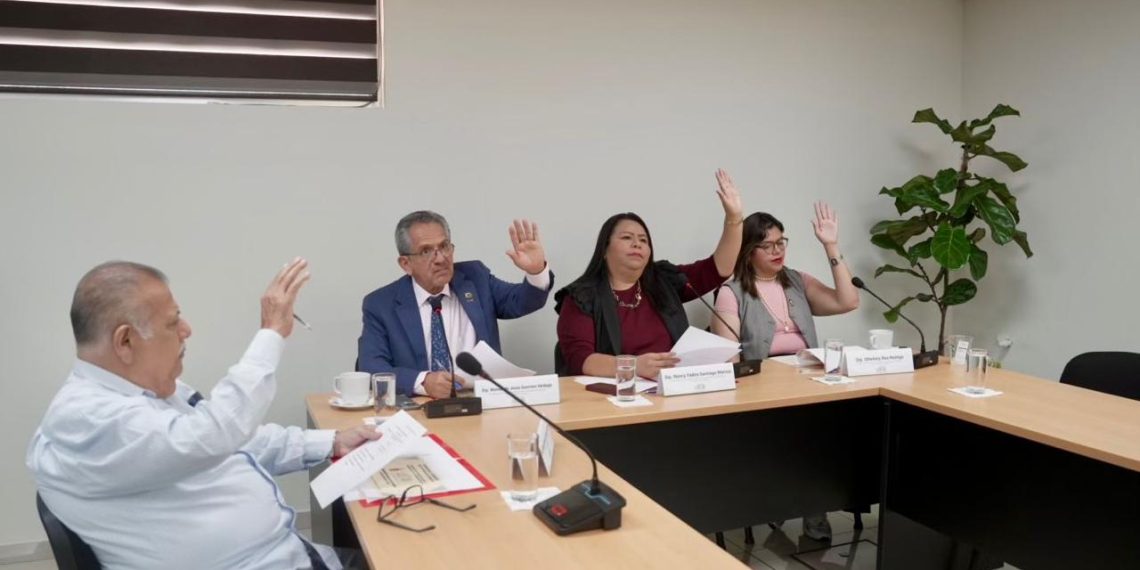 Analiza Comisión de Planeación iniciativa para capacitar a conductores del transporte público en prevención de la violencia