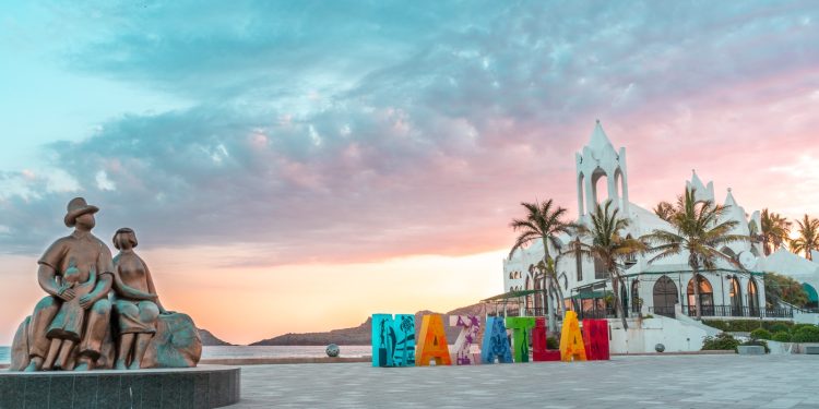 Mazatlán es líder del turismo de reuniones en el noroeste de México*_