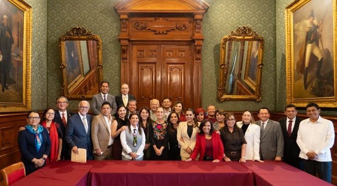 Gobernadora Yeraldine acude a reunión con la presidenta Claudia Sheinbaum en Palacio Nacional_