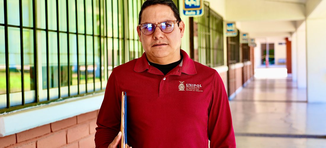 Doble honor y doble responsabilidad formar a futuros policías que van a cuidar a la ciudadanía: es maestro y es Policía Estatal*_•