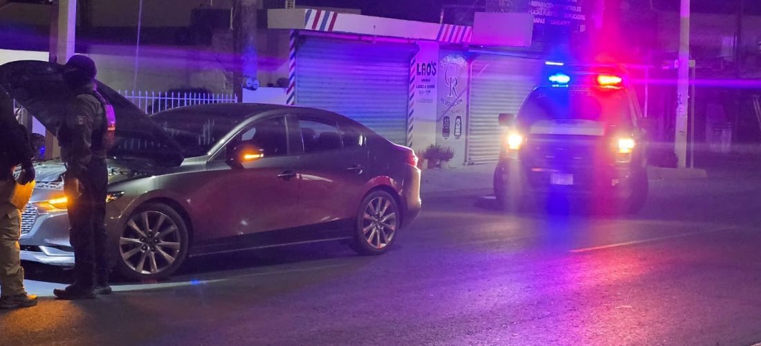 Balacera en la Miguel Hidalgo deja automóvil baleado;