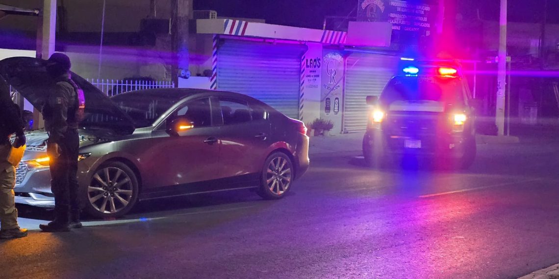 Balacera en la Miguel Hidalgo deja automóvil baleado;